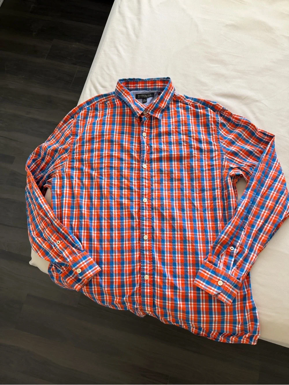 Men’s banana republic dress shirt